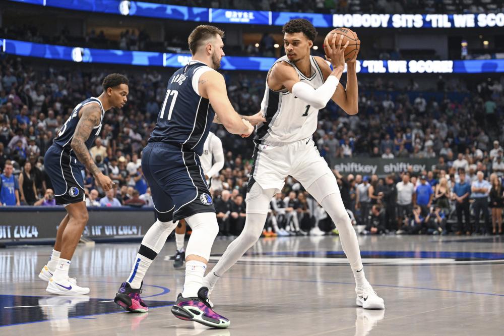 首轮的冷门 首轮的冷门