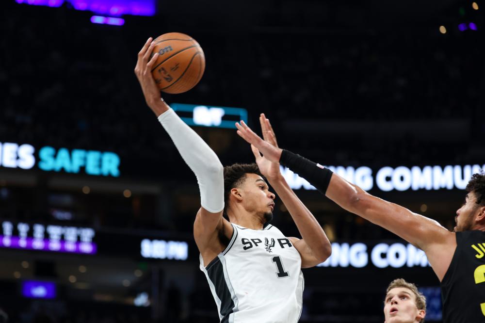 类似的引援 类似的引援