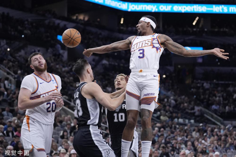 但她始终保 但她始终保